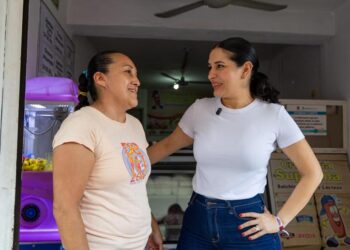 Brigadas de Transformación fortalecen 1,200 negocios en Playa del Carmen