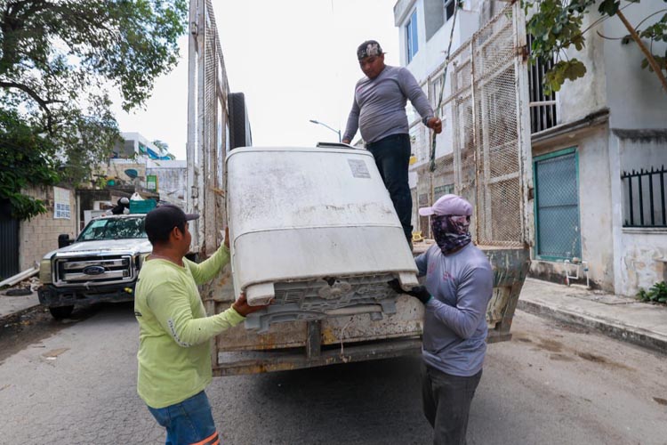 Retiran casi 80 mil toneladas de basura en calles de Playa del Carmen