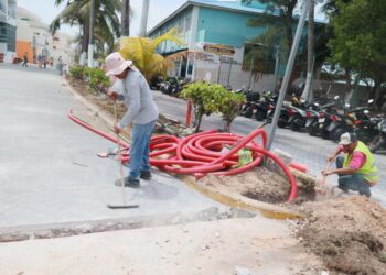 Avanza renovación de la avenida Rueda Medina en Isla Mujeres
