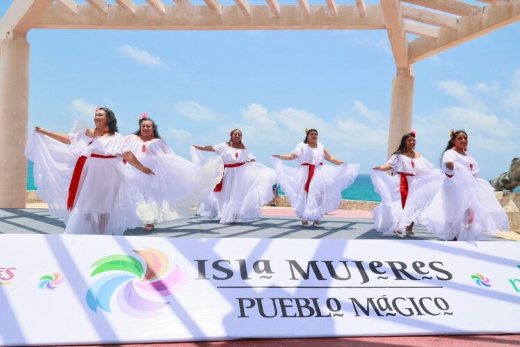 Magia y tradición cobran vida en Punta Sur