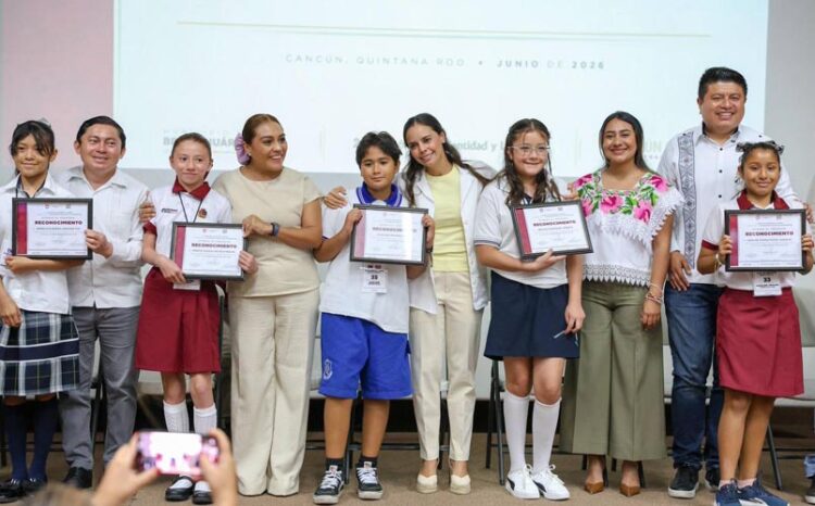 Niñas y niños alzan la voz en la elección del Cabildo Infantil de Cancún