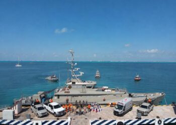 Marina despliega operativo especial para proteger a turistas en Quintana Roo