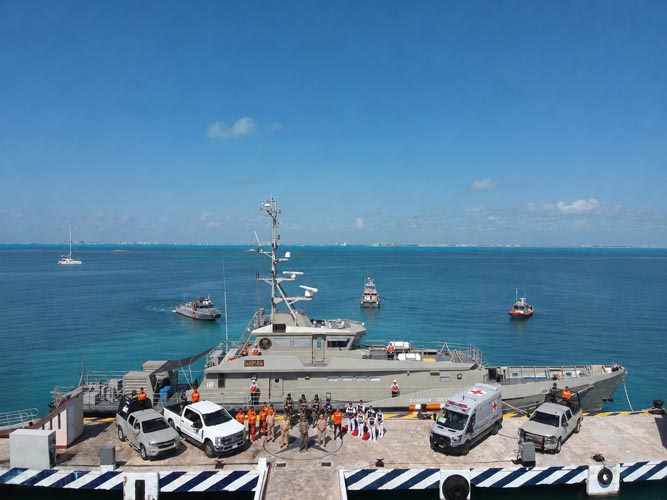 Marina despliega operativo especial para proteger a turistas en Quintana Roo