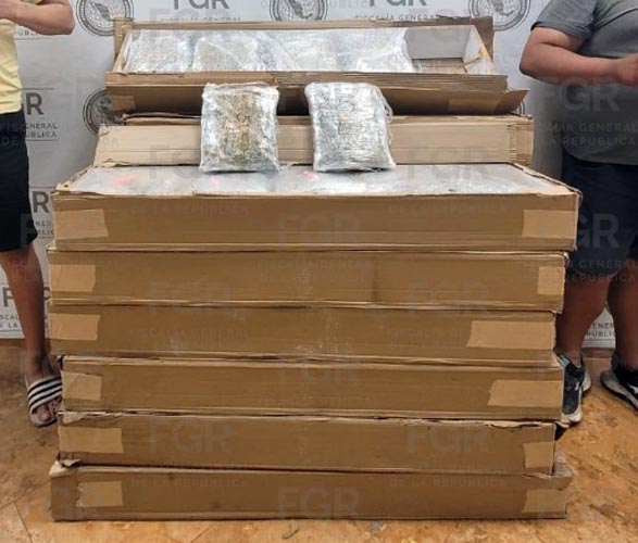 Cae con más de 69 kilos de marihuana al recoger paquete en Cancún