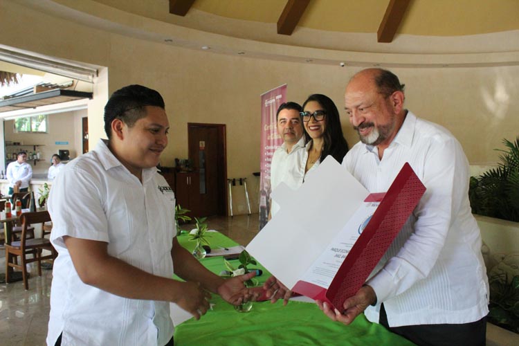 Sefotur entrega Distintivos H a empresas turísticas para fortalecer la calidad sanitaria