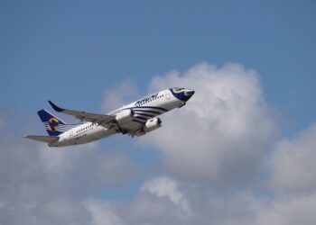 AFAC defiende revocación a Magnicharters por motivos de seguridad aérea