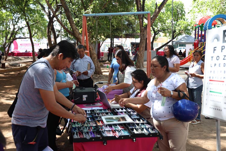 Impulsan la paz y el bienestar familiar con la 4.ª Feria Estratégica en Villas Otoch