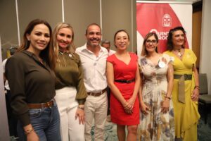 Empresas buscan convertir el sargazo en motor económico de Quintana Roo