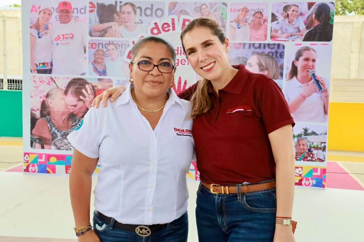 Suemi González recorre colonias de Isla Mujeres para atender de cerca a las familias
