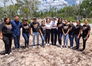 Balancán recibe jornada integral con trámites gratuitos y 120 actas de nacimiento entregadas