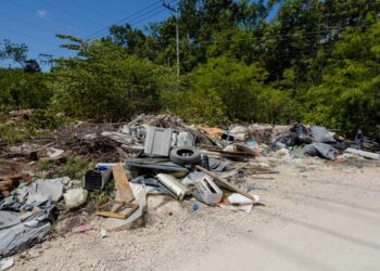 Reinciden tiraderos clandestinos en Tulum; Ayuntamiento intensifica limpieza y pide apoyo ciudadano