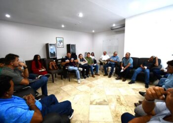 Avanzan en ordenamiento territorial y certeza jurídica de Bacalar