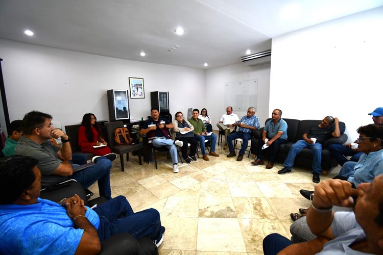 Avanzan en ordenamiento territorial y certeza jurídica de Bacalar