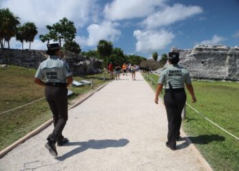 Se desploma el número de turistas a la zona arqueológica de Tulum