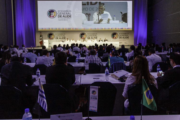 Caribe Mexicano apuesta por turismo de reuniones