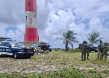 Mar y tierra: intensifican búsqueda de dos personas no localizadas en Cozumel