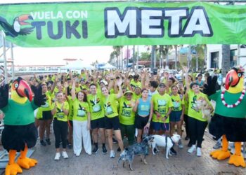 Carrera “Vuela con Tuki” reúne a más de mil participantes en Cozumel