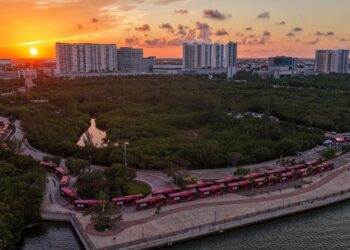Mara Lezama activa la Ruta 27 y acelera la transformación del transporte público en Cancún