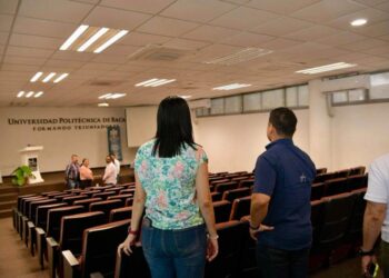 Supervisa Ifeqroo infraestructura educativa de la Universidad Politécnica de Bacalar