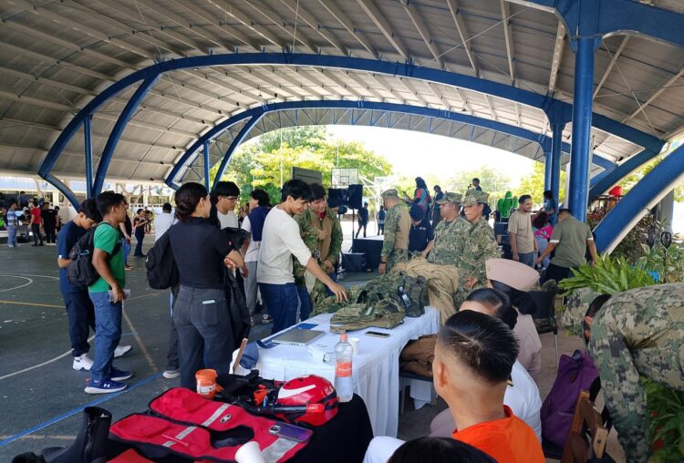 Marina y autoridades impulsan el programa "Escuela Segura" en universidades de Benito Juárez