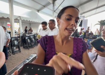 Ana Paty Peralta espera definición de Morena y confía en encabezar informe municipal