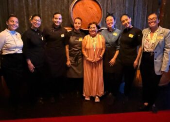 Ofrecen cena de empoderamiento femenino con alta cocina y maridaje
