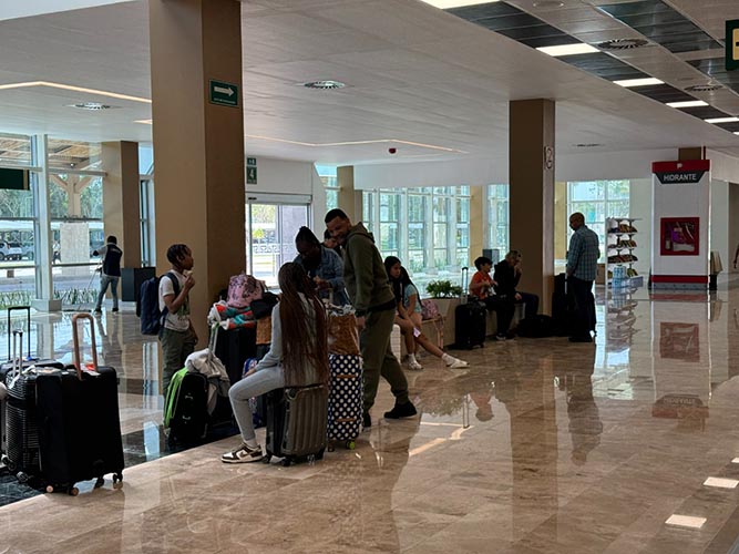 Tulum recupera cinco rutas aéreas hacia Canadá y Estados Unidos para el invierno