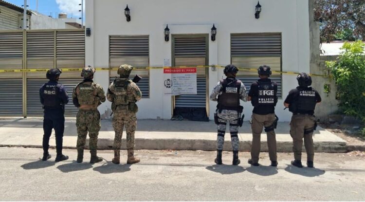 Seis cateos en Quintana Roo dejan cinco detenidos y decomiso de drogas, cartuchos y vehículos