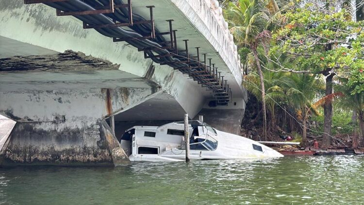 Retirarán 22 embarcaciones abandonadas de la Laguna Nichupté en primera etapa de operativo
