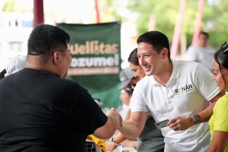 Vacunan y colocan microchips gratis a perros y gatos durante “Huellitas Cozumel”