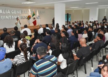 Capacitan a más de 700 servidores públicos en Benito Juárez