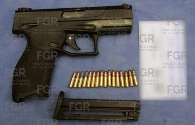 Sentencian a exfuncionario de Tulum por portar armas sin licencia