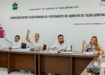 Cabildo de Tulum aprueba licencia de regidor y llama a su suplente