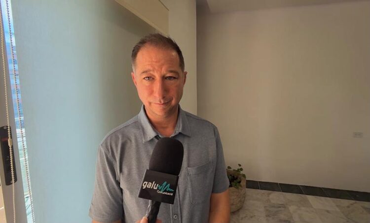 Menos vuelos, tarifas más altas y DNR al alza ponen en alerta a hoteleros