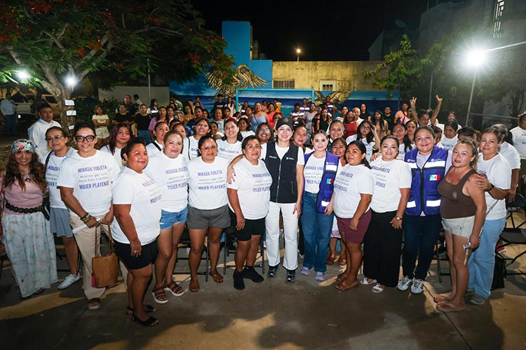 Estefanía Mercado lleva atención a Villas del Sol y anuncia rehabilitación de parque