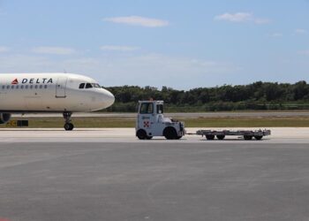 Recorte de asientos aéreos afecta conexión entre EU y el Caribe