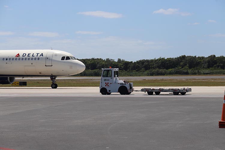 Recorte de asientos aéreos afecta conexión entre EU y el Caribe