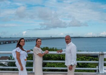 Supervisan Sheinbaum y Mara Lezama distribuidor Kukulcán, obra clave para la movilidad de Cancún