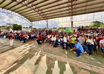 Astrid González anuncia su registro para buscar la coordinación municipal de Morena en Bacalar