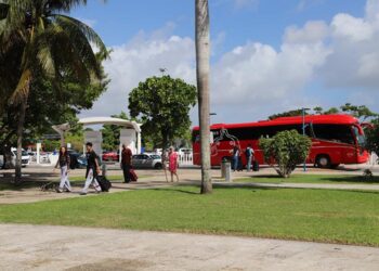 El Aeropuerto de Cancún prevé cerca de 350 vuelos hoy